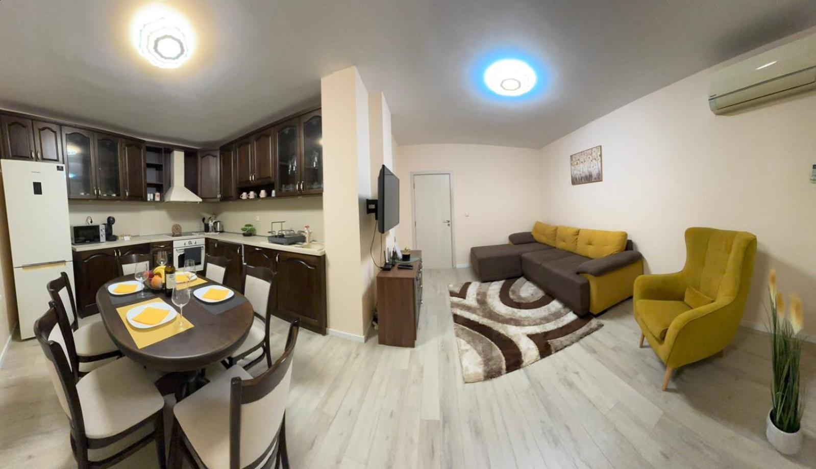 בורגאס Grand Apartment Bogoridi - Top Center Near To Sea And Sea Garden מראה חיצוני תמונה