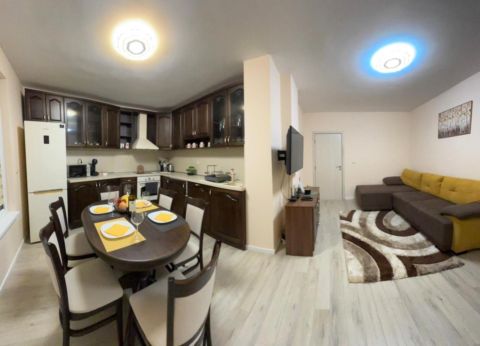 בורגאס Grand Apartment Bogoridi - Top Center Near To Sea And Sea Garden מראה חיצוני תמונה